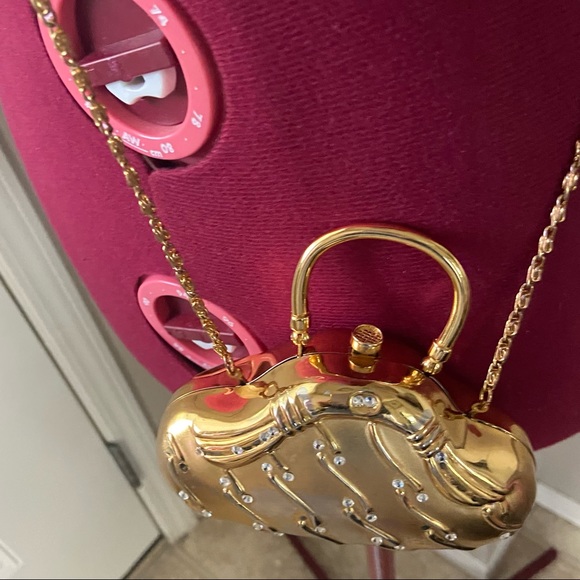 Vintage Style Paris women gold tone and white rhinestone metal case purse. Used. - Picture 5 of 16